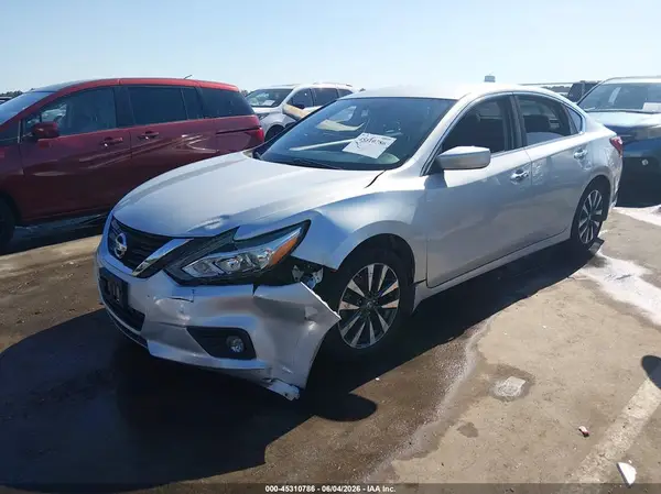 1N4AL3AP6HC230747 2017 NISSAN ALTIMA - Image 2