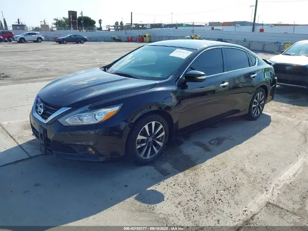 1N4AL3AP6HC233566 2017 NISSAN ALTIMA - Image 2