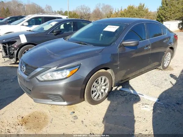 1N4AL3AP6HC235799 2017 NISSAN ALTIMA - Image 2