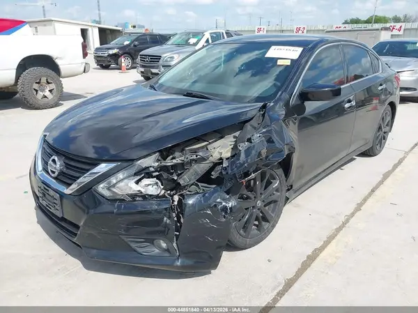 1N4AL3AP6HC236662 2017 NISSAN ALTIMA - Image 2