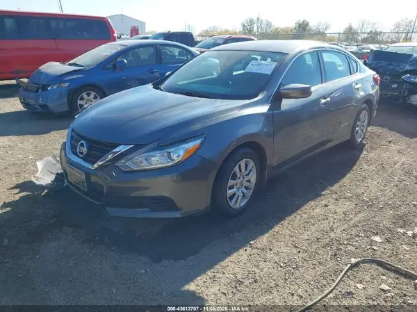 1N4AL3AP6HC236838 2017 NISSAN ALTIMA - Image 2
