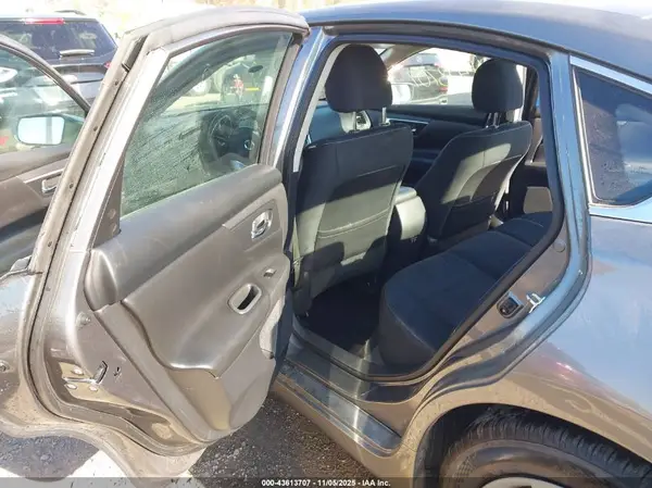 1N4AL3AP6HC236838 2017 NISSAN ALTIMA - Image 8