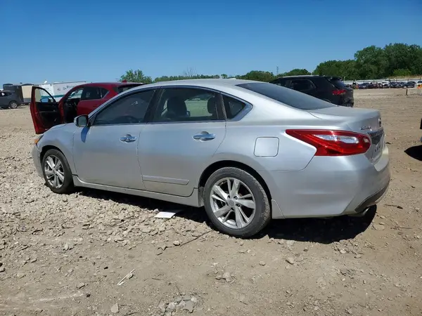 1N4AL3AP6HC238105 2017 NISSAN ALTIMA - Image 2