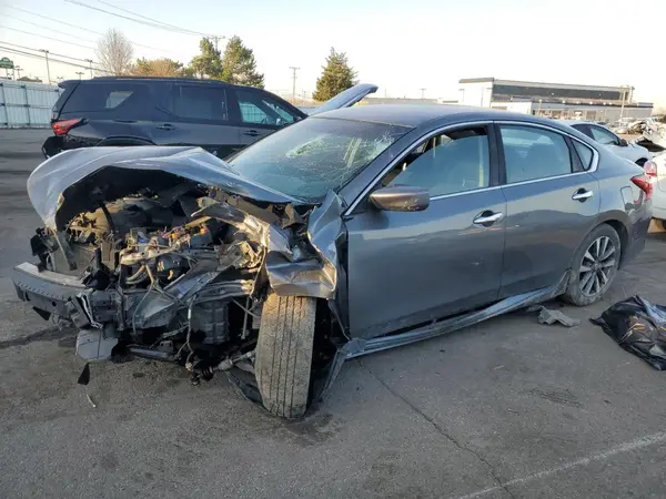 1N4AL3AP6HC241831 2017 NISSAN ALTIMA - Image 1