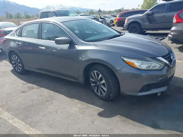 1N4AL3AP6HC242817 2017 NISSAN ALTIMA - Image 1