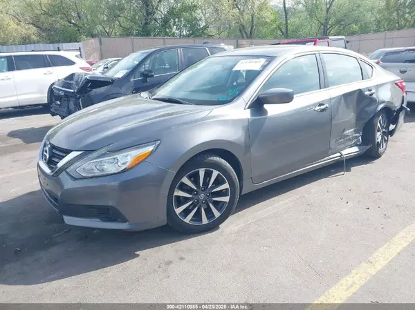 1N4AL3AP6HC242817 2017 NISSAN ALTIMA - Image 2