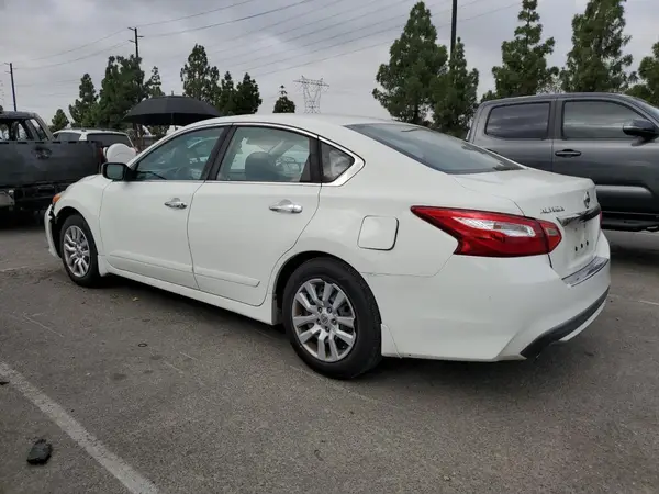 1N4AL3AP6HC245717 2017 NISSAN ALTIMA - Image 2