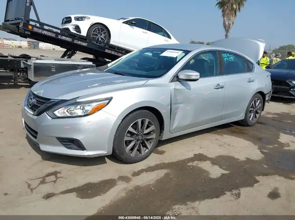 1N4AL3AP6HC251386 2017 NISSAN ALTIMA - Image 2
