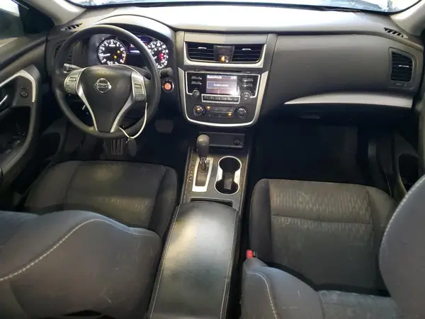 1N4AL3AP6HC256085 2017 NISSAN ALTIMA - Image 8