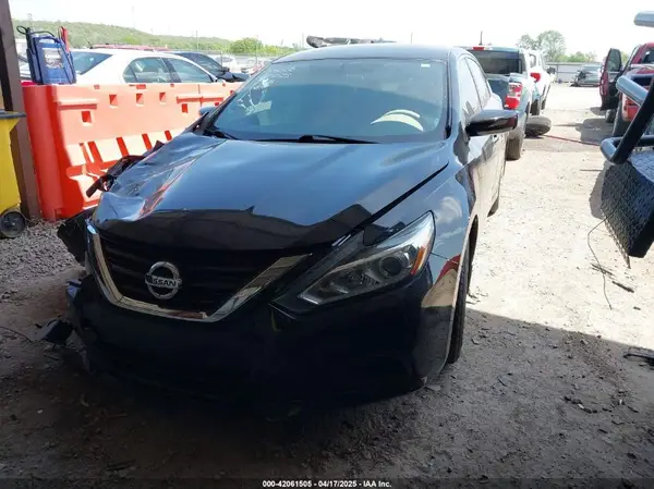 1N4AL3AP6HC260895 2017 NISSAN ALTIMA - Image 2