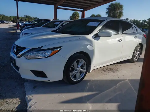 1N4AL3AP6HC261187 2017 NISSAN ALTIMA - Image 2