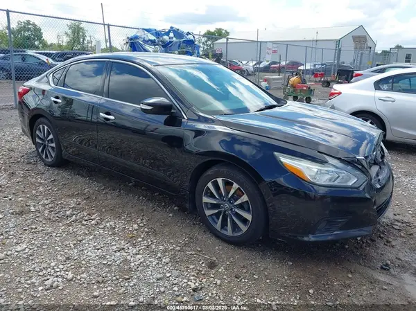 1N4AL3AP6HC264140 2017 NISSAN ALTIMA - Image 1