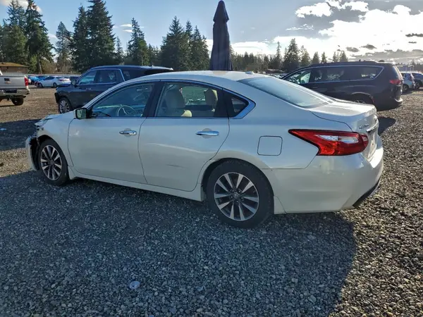 1N4AL3AP6HC264865 2017 NISSAN ALTIMA - Image 2