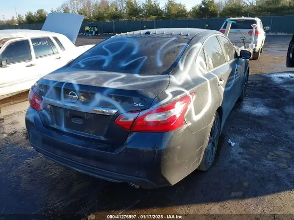 1N4AL3AP6HC266910 2017 NISSAN ALTIMA - Image 2