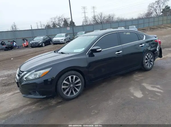1N4AL3AP6HC268611 2017 NISSAN ALTIMA - Image 2