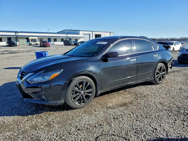 1N4AL3AP6HC268883 2017 NISSAN ALTIMA - Image 1