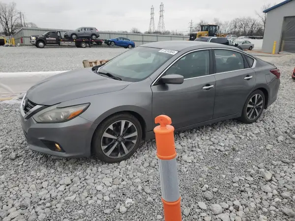 1N4AL3AP6HC269077 2017 NISSAN ALTIMA - Image 1