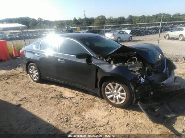 1N4AL3AP6HC269631 2017 NISSAN ALTIMA - Image 1