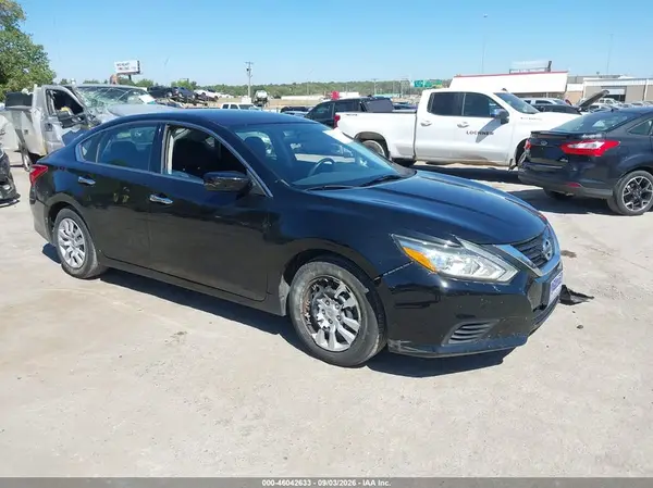 1N4AL3AP6HC269774 2017 NISSAN ALTIMA - Image 1