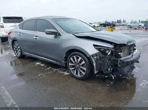 1N4AL3AP6HC277759 2017 NISSAN ALTIMA - Image 1
