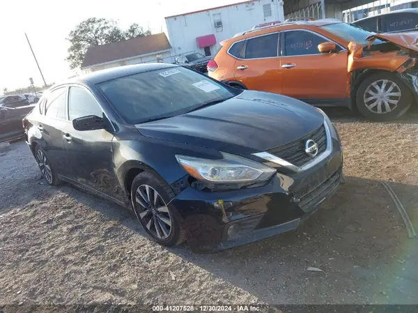 1N4AL3AP6HC280175 2017 NISSAN ALTIMA - Image 1