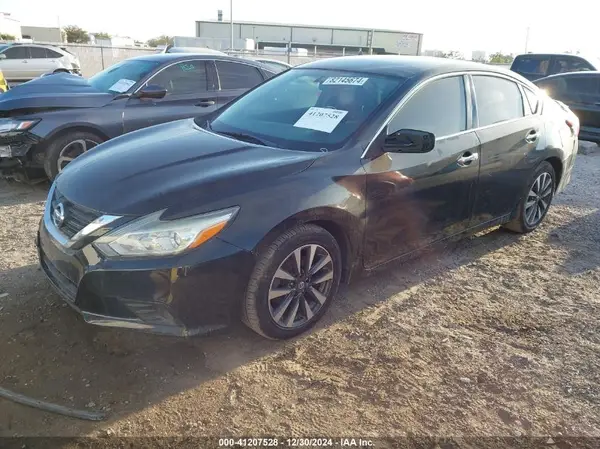 1N4AL3AP6HC280175 2017 NISSAN ALTIMA - Image 2