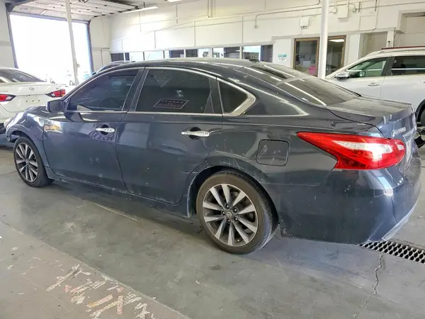 1N4AL3AP6HC281780 2017 NISSAN ALTIMA - Image 2