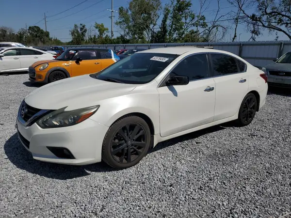 1N4AL3AP6HC281956 2017 NISSAN ALTIMA - Image 1