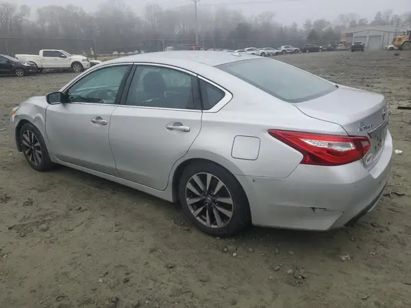 1N4AL3AP6HC287014 2017 NISSAN ALTIMA - Image 2