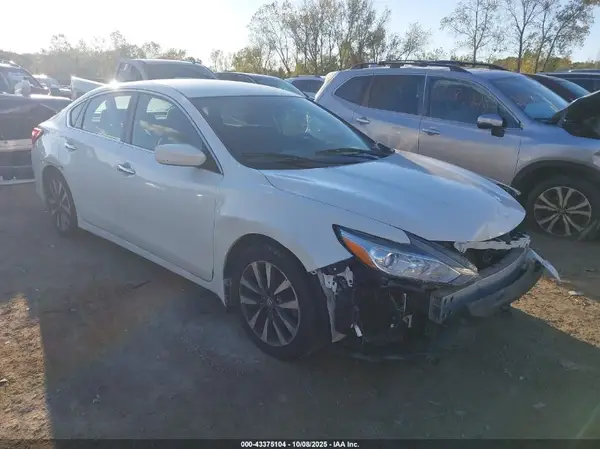 1N4AL3AP6HC288177 2017 NISSAN ALTIMA - Image 1
