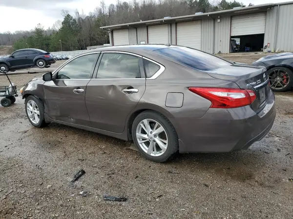 1N4AL3AP6HC288924 2017 NISSAN ALTIMA - Image 2