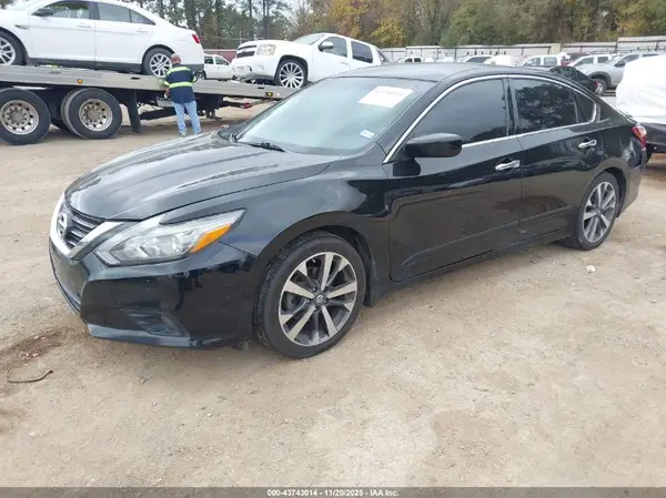 1N4AL3AP6HC471336 2017 NISSAN ALTIMA - Image 2