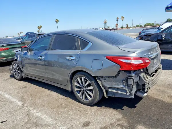 1N4AL3AP6HC473054 2017 NISSAN ALTIMA - Image 2