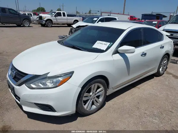 1N4AL3AP6HC476262 2017 NISSAN ALTIMA - Image 2