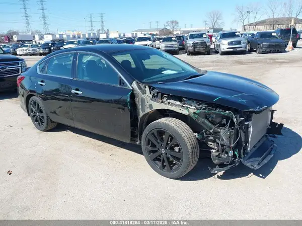 1N4AL3AP6HC477699 2017 NISSAN ALTIMA - Image 1