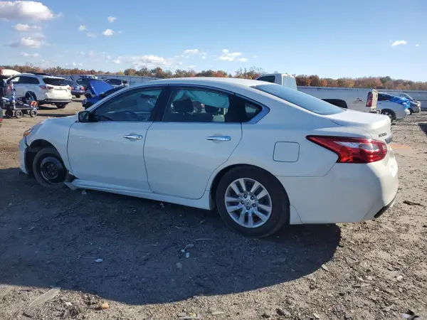 1N4AL3AP6HC478027 2017 NISSAN ALTIMA - Image 2