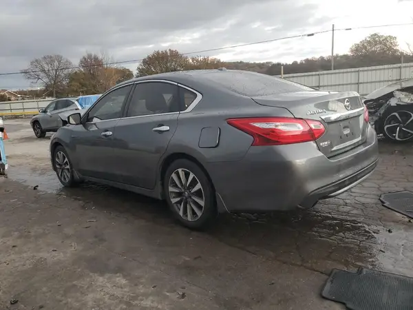 1N4AL3AP6HC478836 2017 NISSAN ALTIMA - Image 2