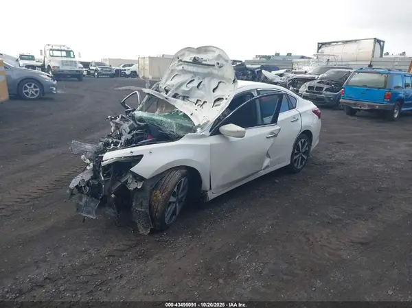 1N4AL3AP6HC479050 2017 NISSAN ALTIMA - Image 2
