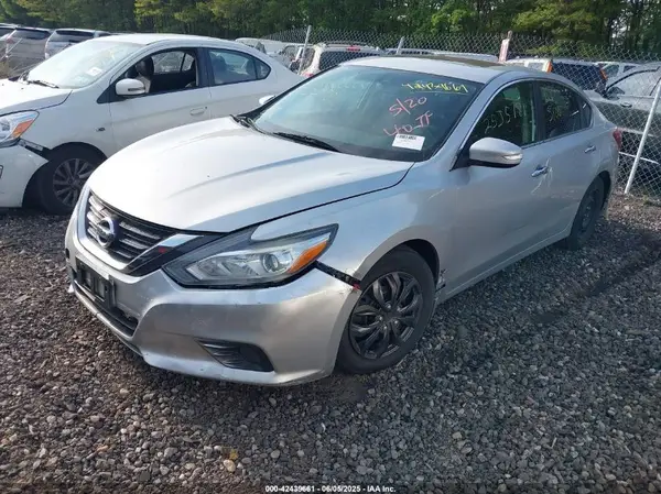 1N4AL3AP6HC480151 2017 NISSAN ALTIMA - Image 2
