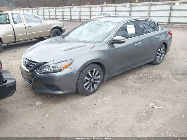 1N4AL3AP6HC482594 2017 NISSAN ALTIMA - Image 2