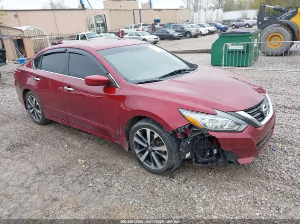 1N4AL3AP6HC485821 2017 NISSAN ALTIMA - Image 1