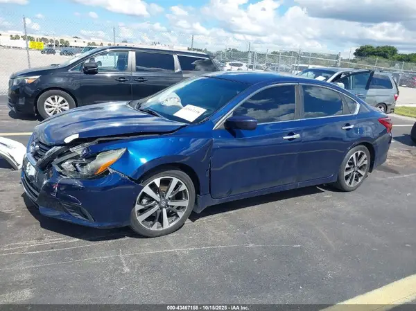 1N4AL3AP6HC487777 2017 NISSAN ALTIMA - Image 2