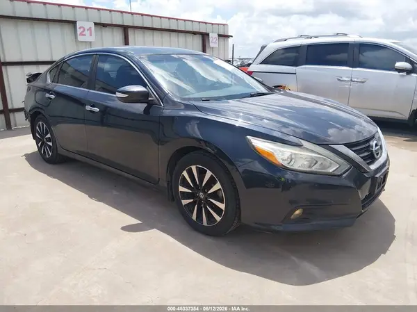 1N4AL3AP6HC488928 2017 NISSAN ALTIMA - Image 1