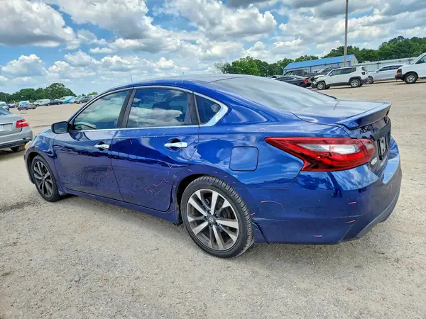 1N4AL3AP6HC492977 2017 NISSAN ALTIMA - Image 2