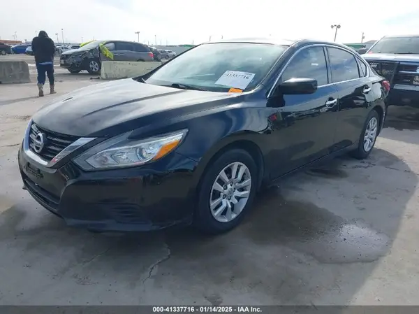 1N4AL3AP6HC495667 2017 NISSAN ALTIMA - Image 2