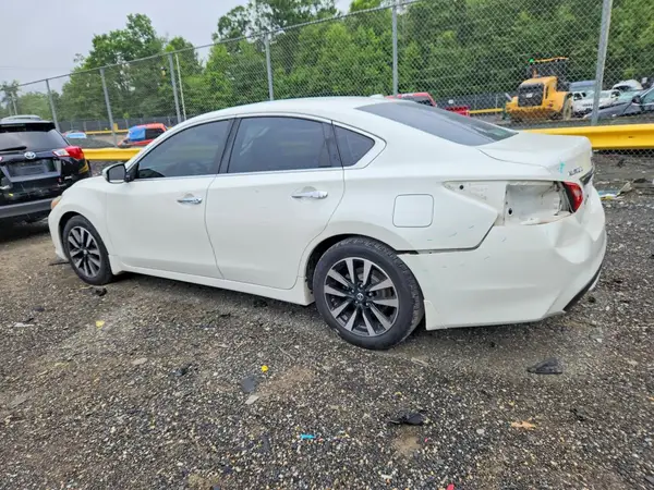 1N4AL3AP6HC499170 2017 NISSAN ALTIMA - Image 2