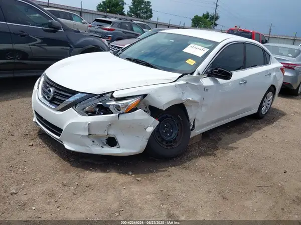 1N4AL3AP6HN303653 2017 NISSAN ALTIMA - Image 2