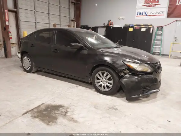 1N4AL3AP6HN304088 2017 NISSAN ALTIMA - Image 1