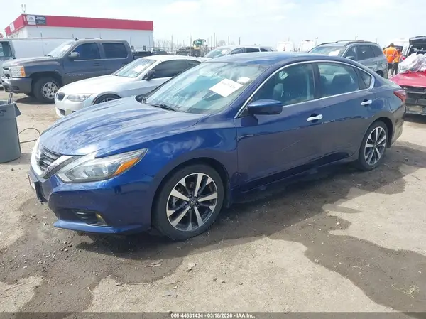 1N4AL3AP6HN305581 2017 NISSAN ALTIMA - Image 2