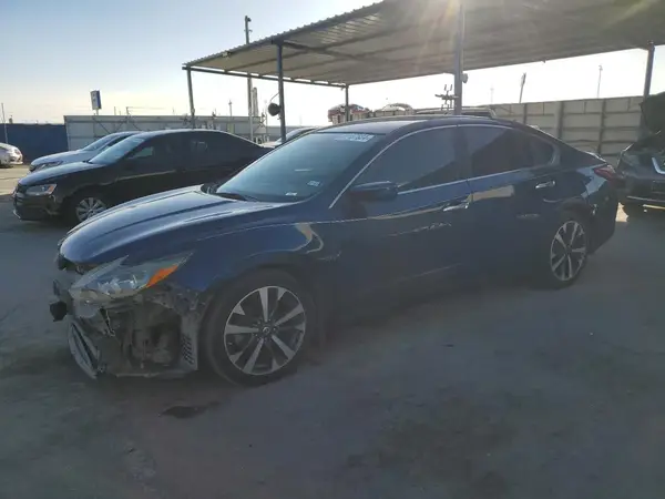 1N4AL3AP6HN310425 2017 NISSAN ALTIMA - Image 1